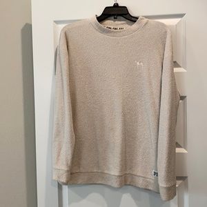 Cream long sleeve sweatshirt. Size large.